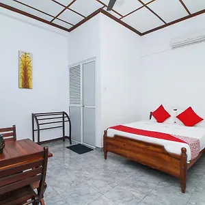 Leo's Hotel Dehiwala-Mount Lavinia